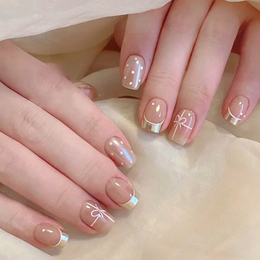 Nail Art Xs - أظافر صناعية قصيرة مربعة الشكل للنساء