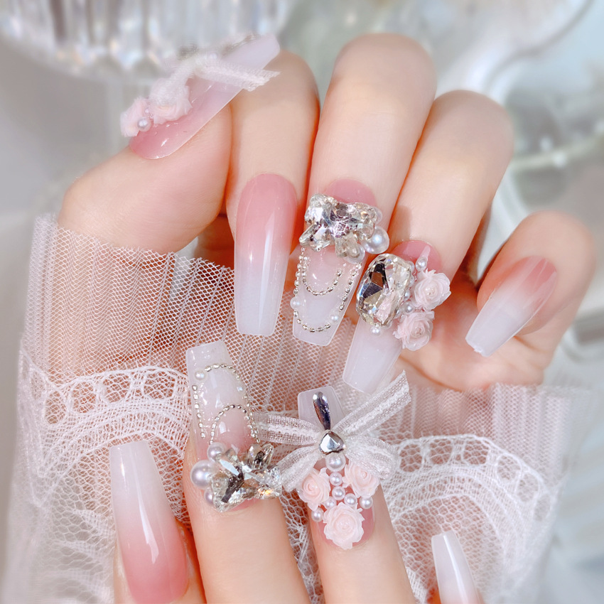 أحمر الخدود الوردي الأظافر كاذ - مراجعة Nail Art Xs وسعره