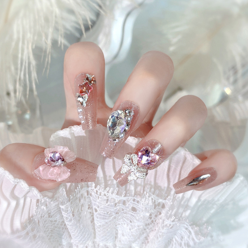 أحمر الخدود الوردي الأظافر كاذ - مراجعة Nail Art Xs وسعره