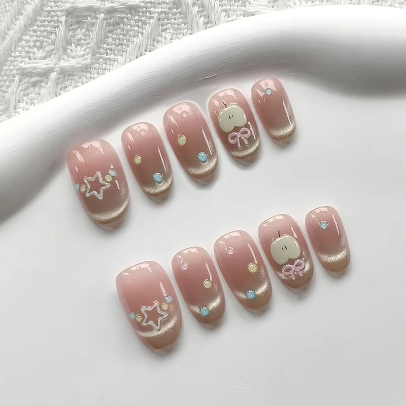 10 قطع أظافر صناعية بتصميم جدي - مراجعة Nail Art Xs وسعره