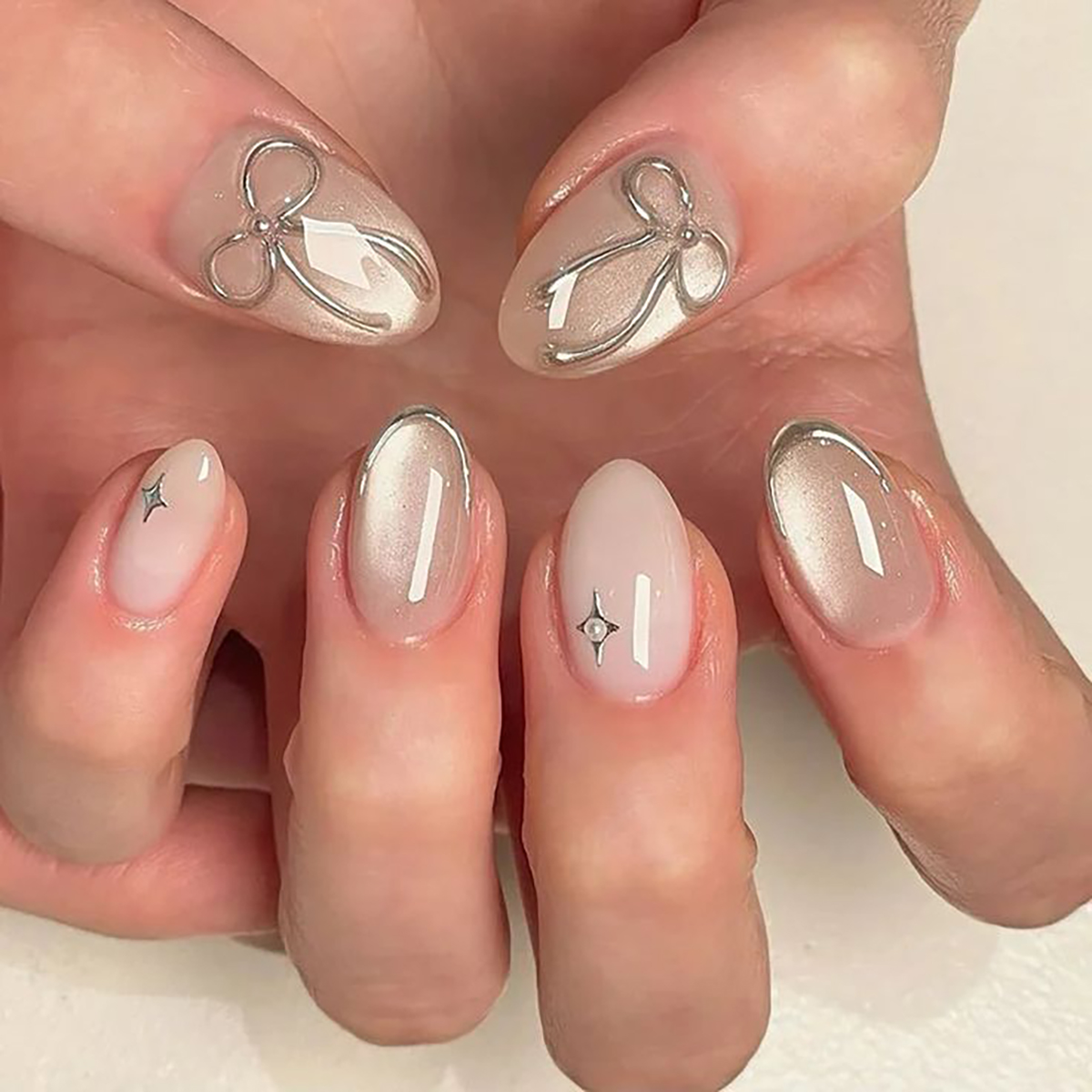 24 قطعة من الأظافر الاصطناعية  - مراجعة Nail Art Wedding وسعره