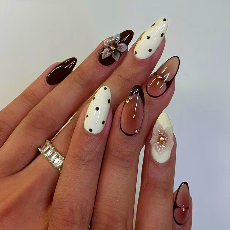 24 قطعة أظافر صناعية جاهزة لاص - مراجعة Nail Art Pink وسعره
