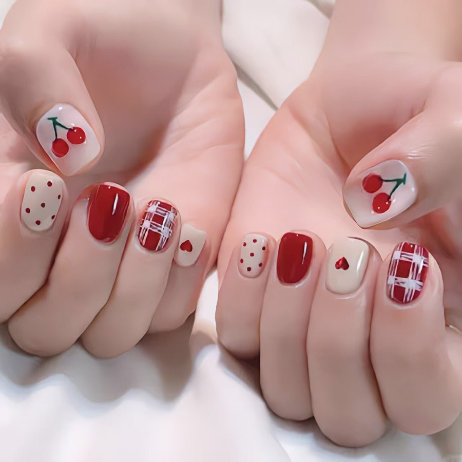 أظافر صناعية قصيرة مربعة الشكل - مراجعة Nail Art Xs وسعره